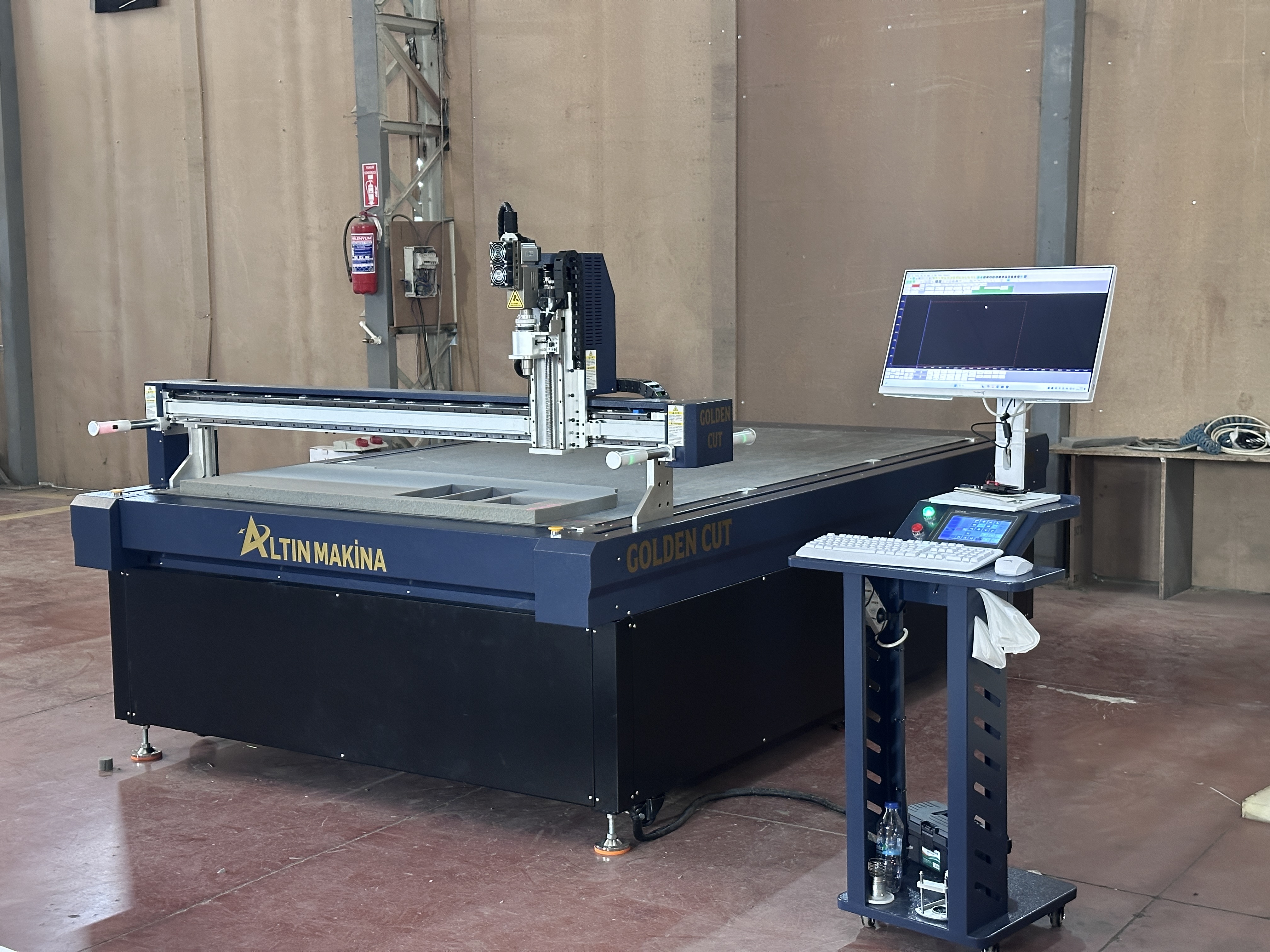 CNC Kesim Makinesi Ana Görsel